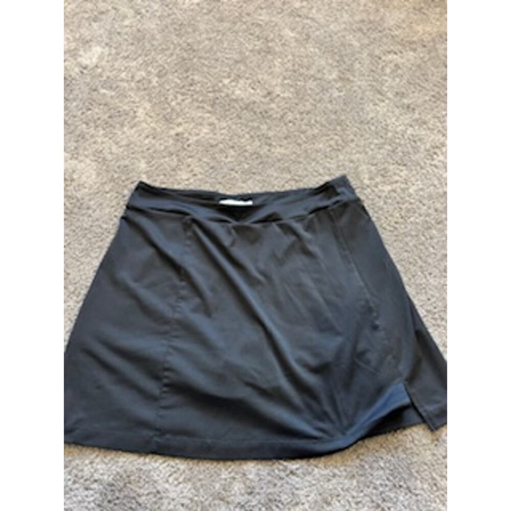 Lily Hansen Black Athletic Skort Women’s Large Golf Tennis Skirt Built-In Shorts